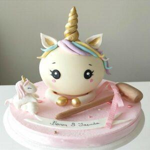 Unicorn pinata Cake - Image 1
