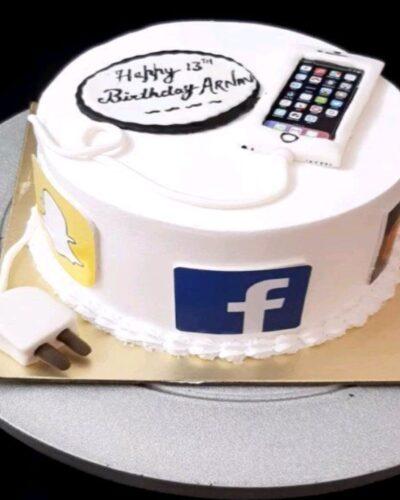 Facebook Customized Cake
