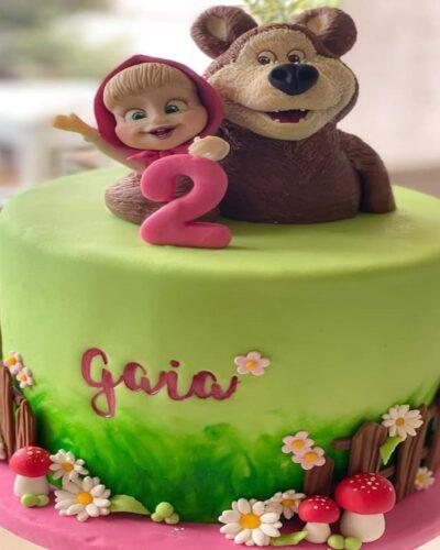 Bear Hug Cake