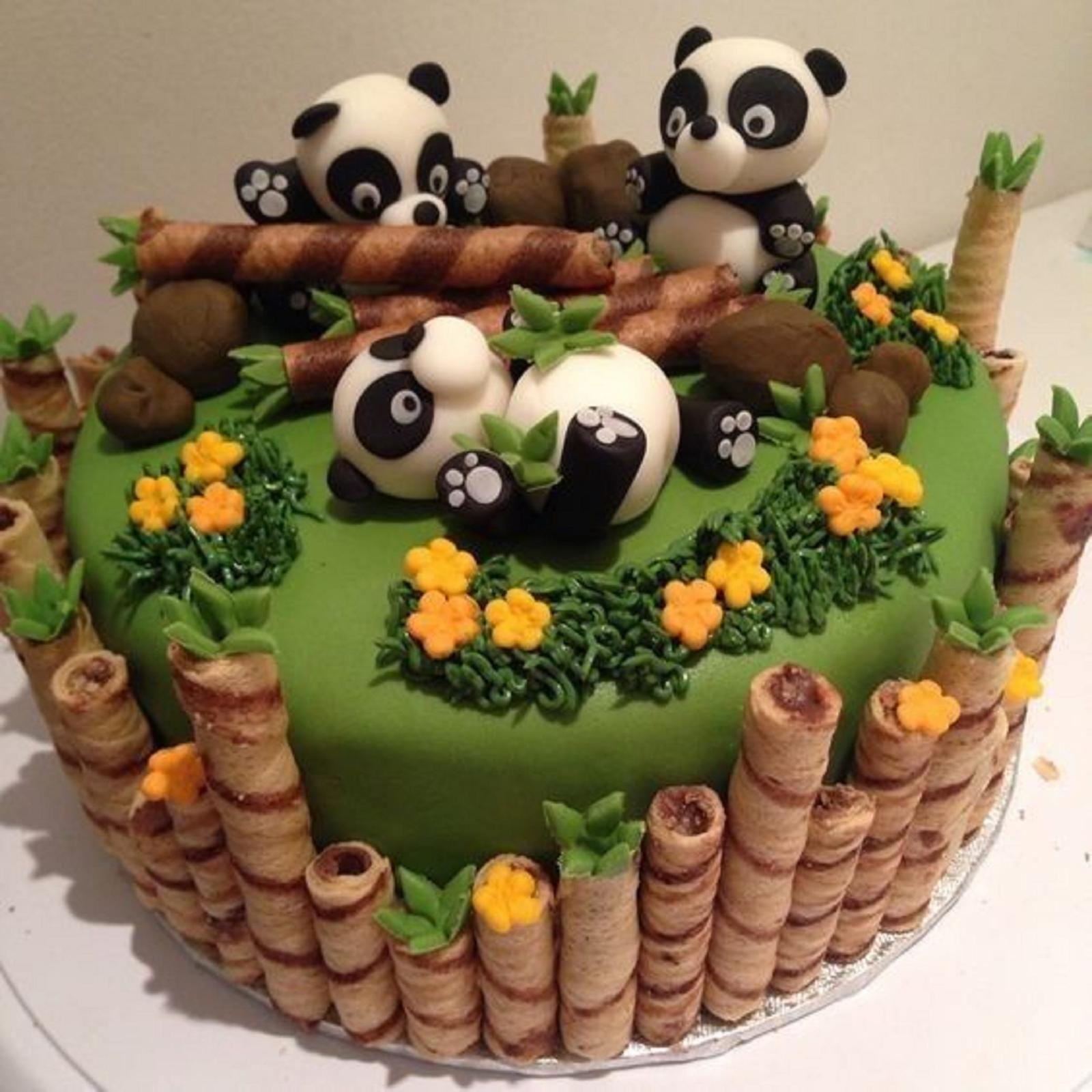 Panda With Bamboo Cake
